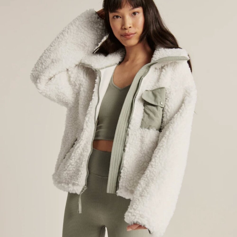 🤍🌿 Abercrombie& Fitch Full-Zip Utility White Sherpa Jacket Size M 🤍🌿 - Picture 15 of 16